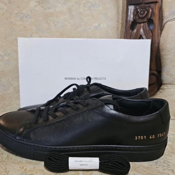 Common Project Leather Shoes - Picture 9 of 9